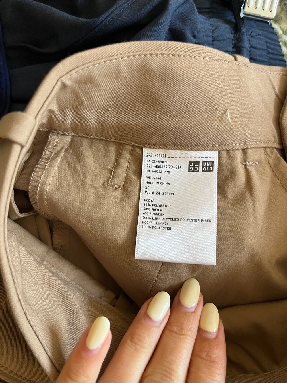 UNIQLO Classic Wide-Leg Pants in Taupe - Picture 2 of 2